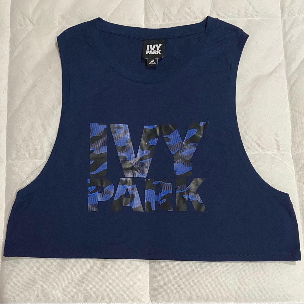 Camp logo crop tank top 💙🐝